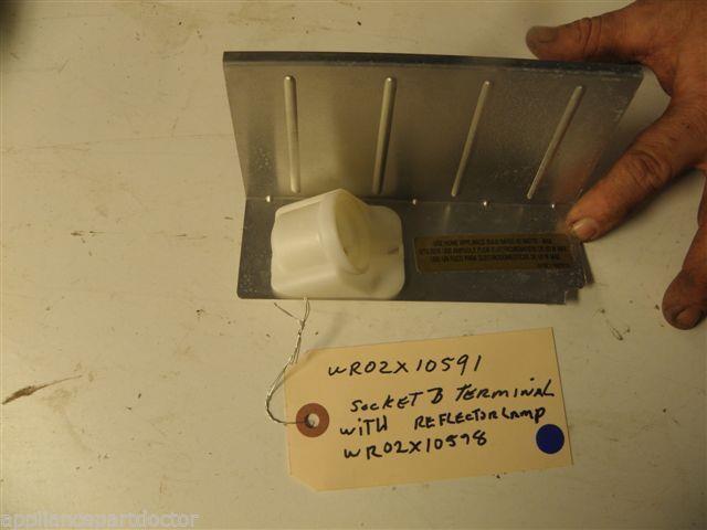 HOTPOINT REFRIGERATOR WR02X10591 WR02X10578 SOCKET & TERMINAL W/ REFLECTOR LAMP HOTPOINT REFRIGERATOR WR02X10591 WR02X10578 SOCKET & TERMINAL W/ REFLECTOR LAMP